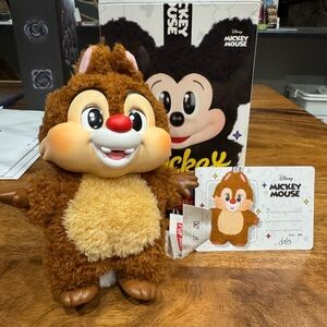 Disney Mickey family pop mart keychain (dale)